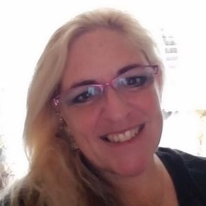 Meet your Posher, Diane